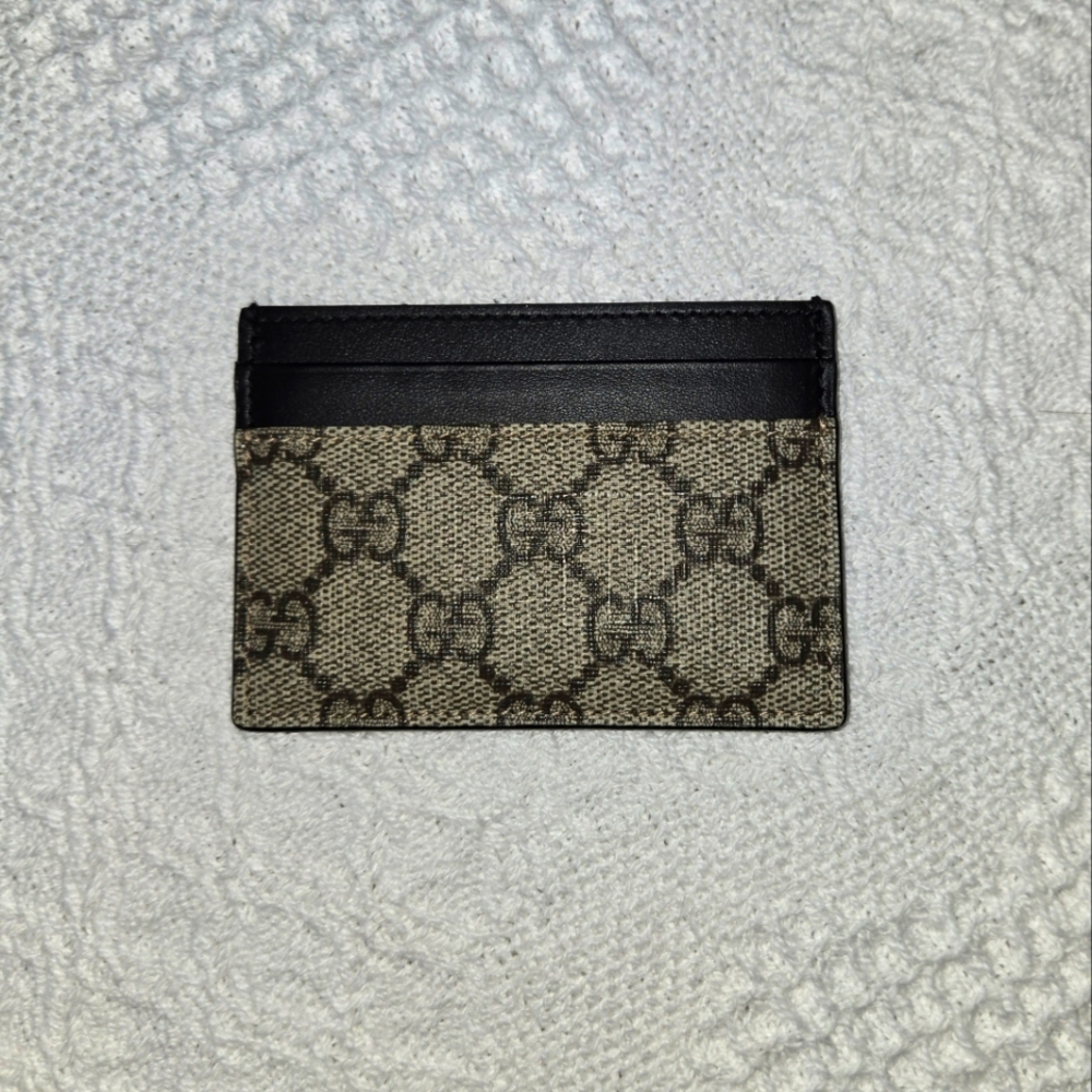 SOLD! Brand New Gucci GG Supreme Monogram Card Holder Dark Brown - Picture 1 of 7